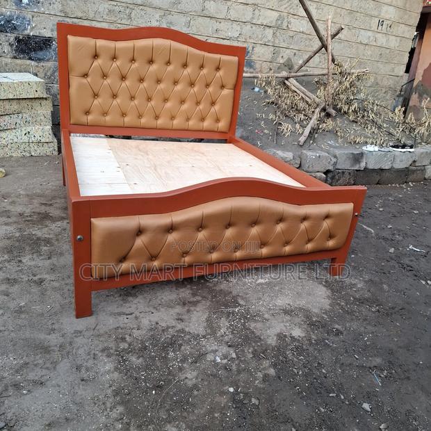 Distinct Modern Leather Mountain Mocket Beds on Offer!