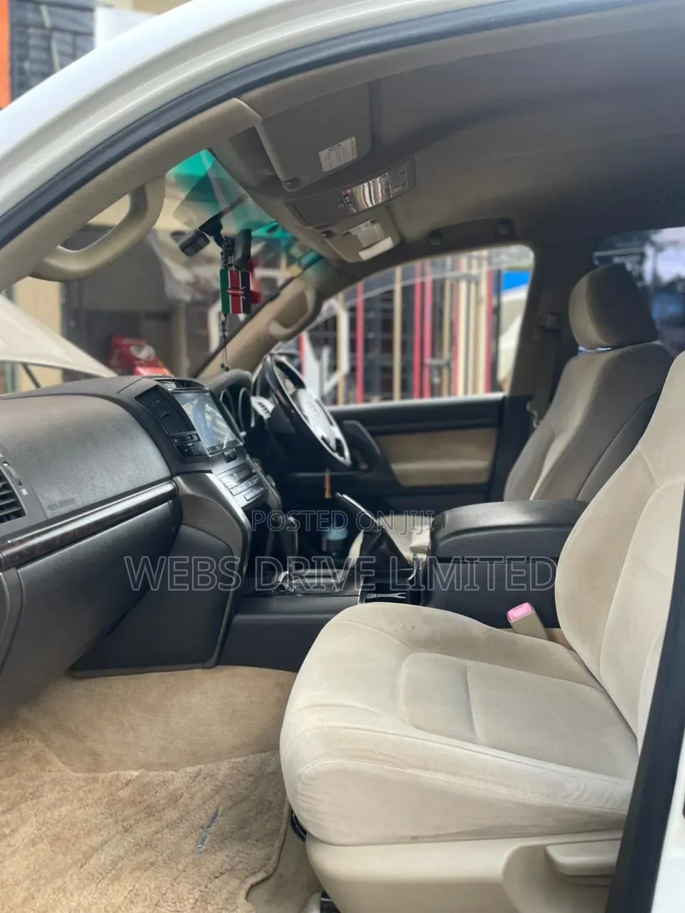 Toyota Land Cruiser 2008 White