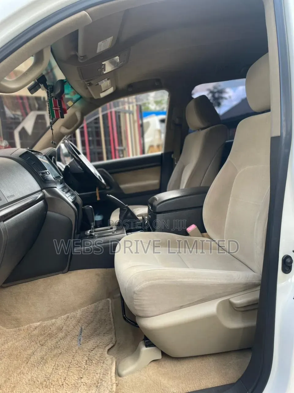 Toyota Land Cruiser 2008 White
