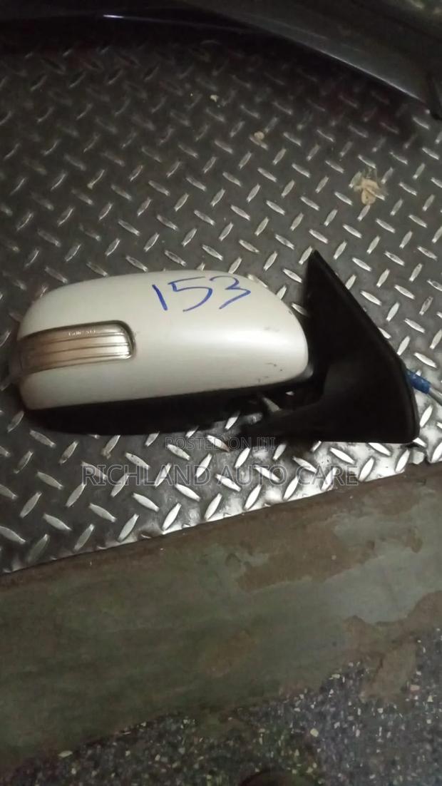 Sidemirror Toyota Ist Ncp110 RHS 7wire With Indicator - thumbnail 2