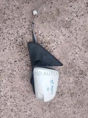 Sidemirror Toyota Ist LHS Ncp110 12wire With Camera
