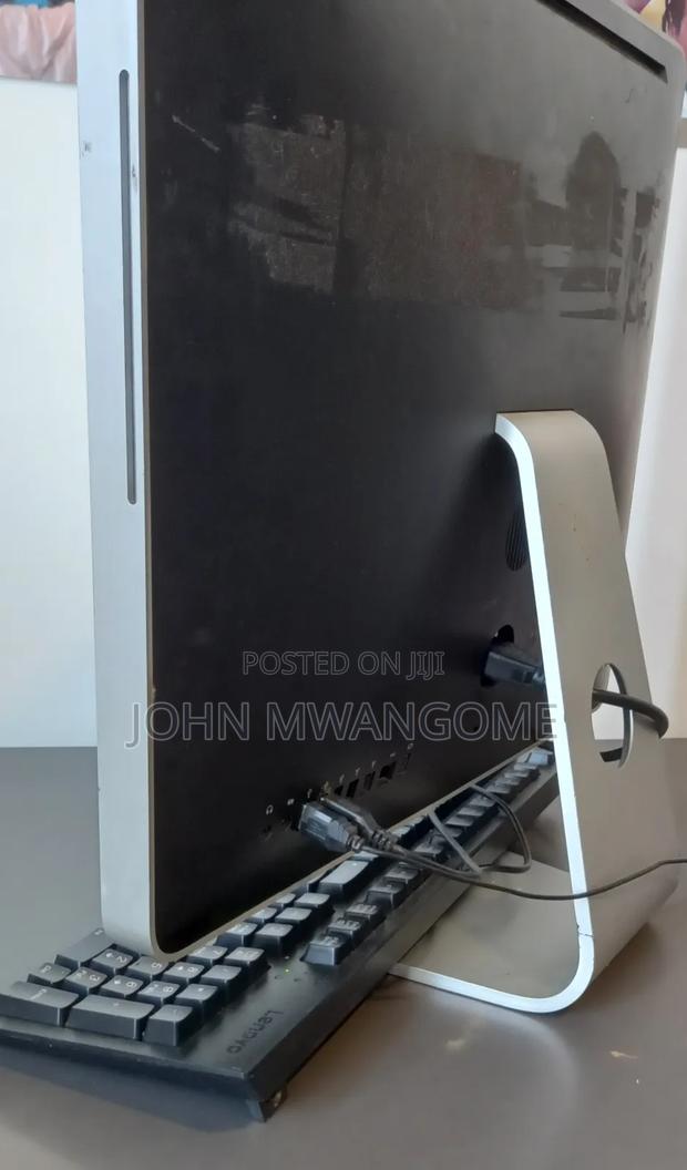 Desktop Computer Apple iMac 4GB Intel Core 2 Duo SSD 256GB - thumbnail 2