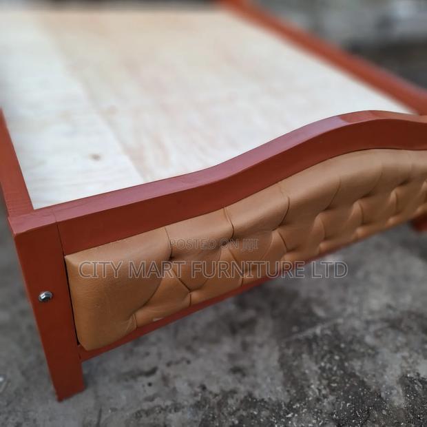 Elite Grade Modern Leather Mountain Mocket Beds on Offer!