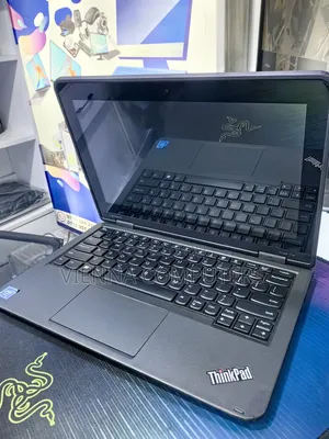 Laptop Lenovo Yoga 11e 4GB Intel Core i5 SSD 128GB