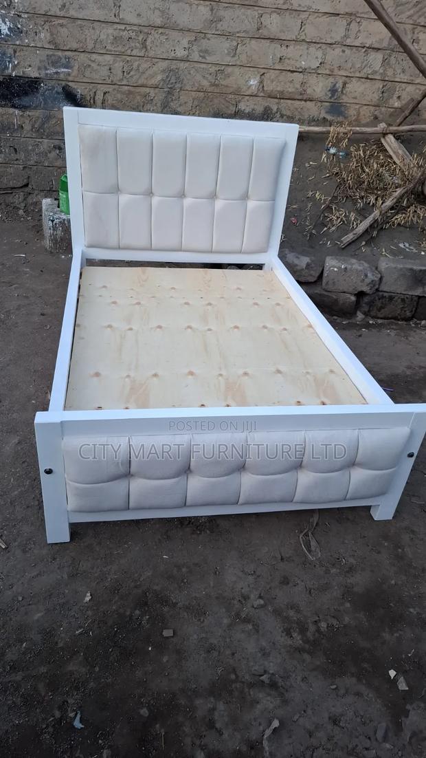 Luxe Modern Mocket Beds on Offer!