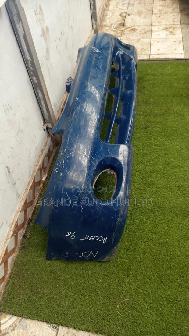 Hyundai Accent Front Bumper - main view