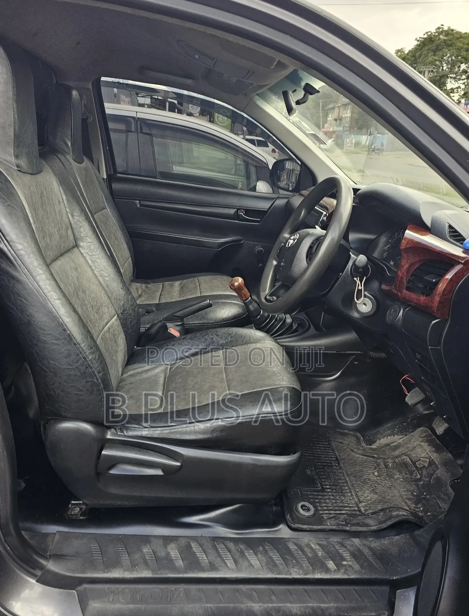 Toyota Hilux 2018 Black