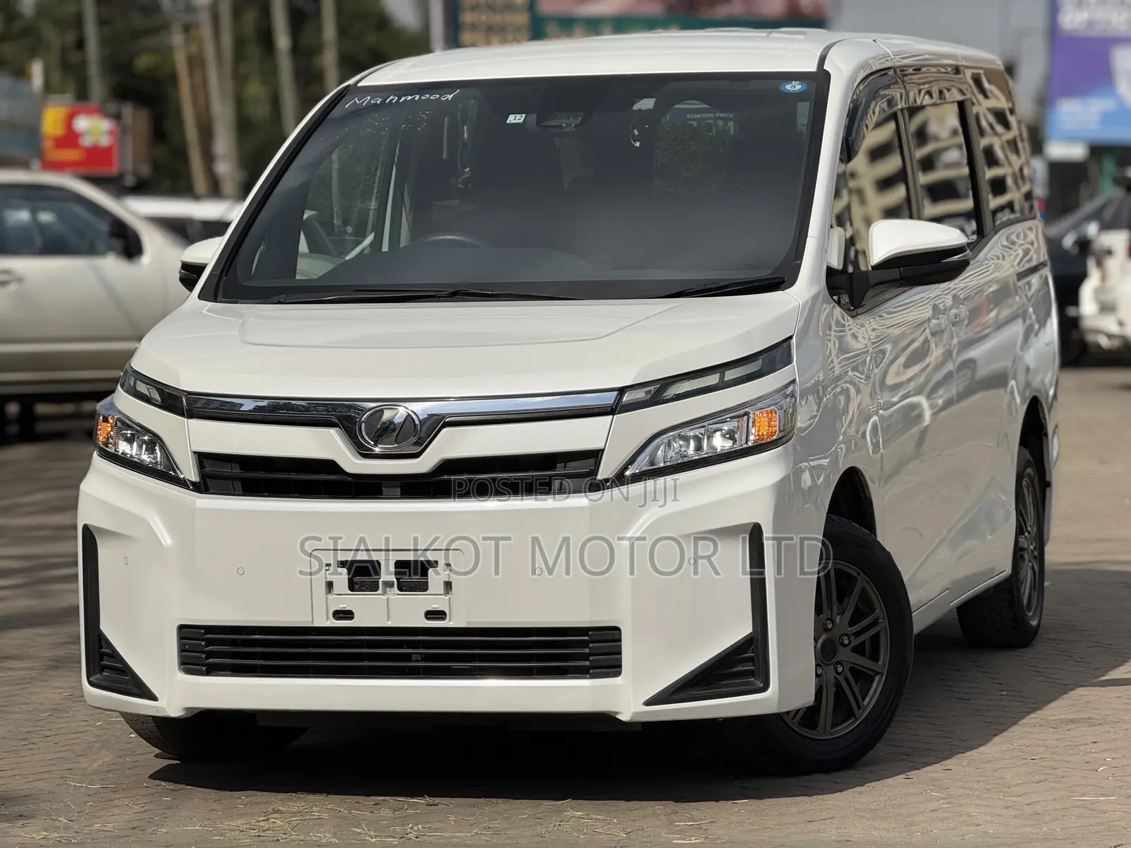 Toyota Voxy 2019 White