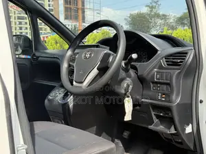 Toyota Voxy 2019 White