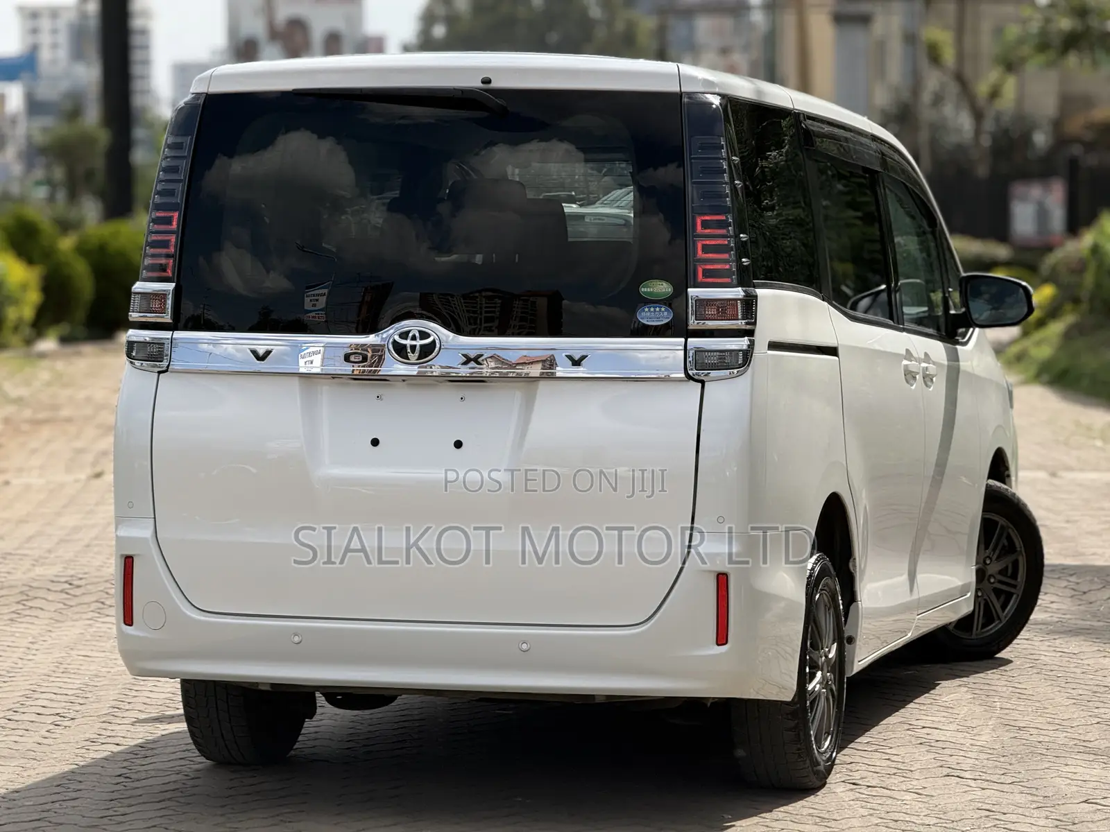 Toyota Voxy 2019 White