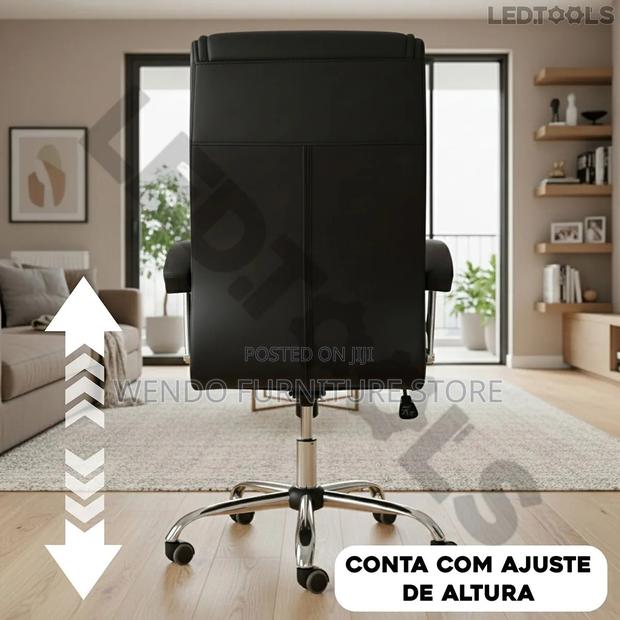 Office Chair : 5t Generic High-Back Executive Office Leather Chair - thumbnail 4