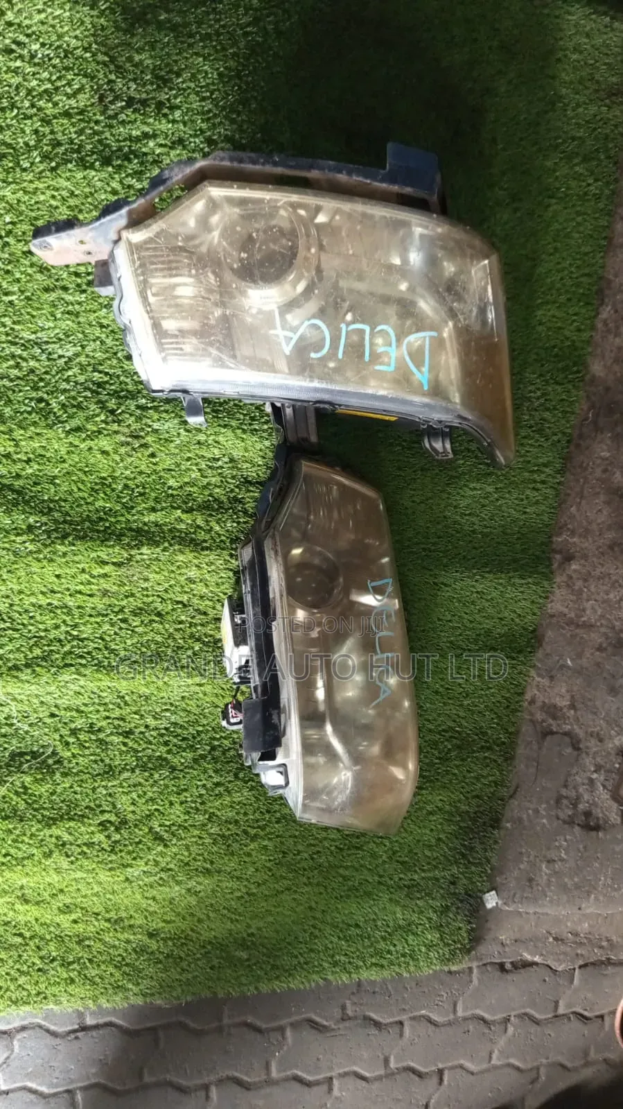Delica Headlight