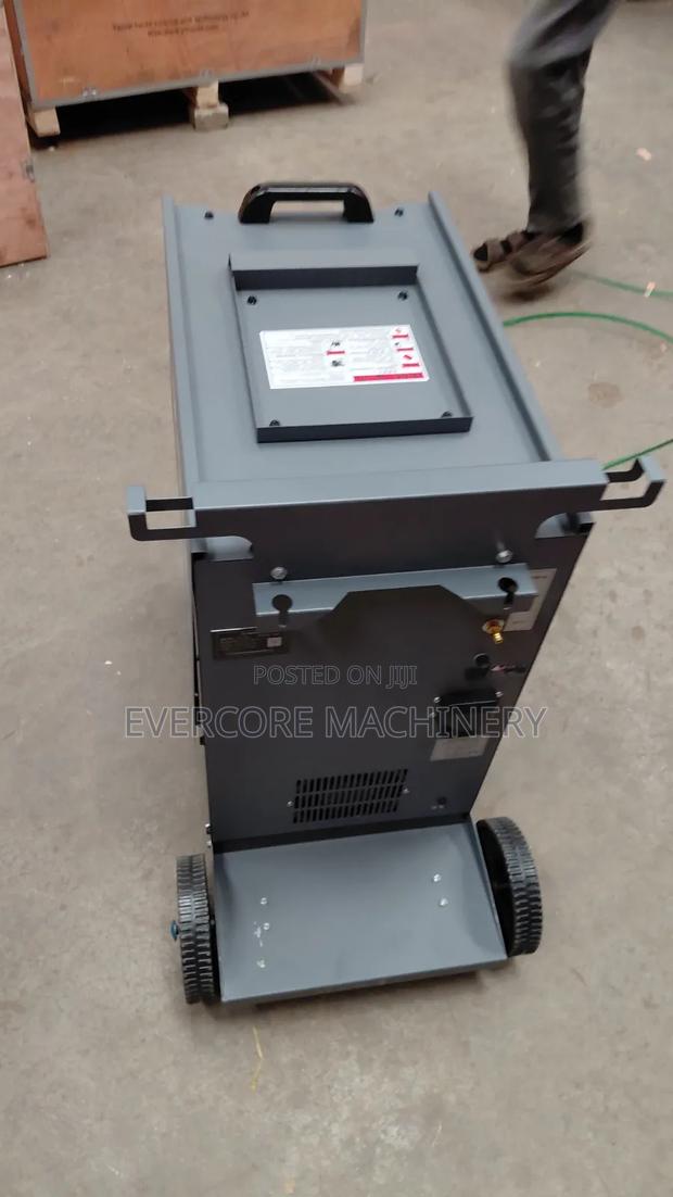 Industrial Mig/Gas Welding Machine Sunshine Italy