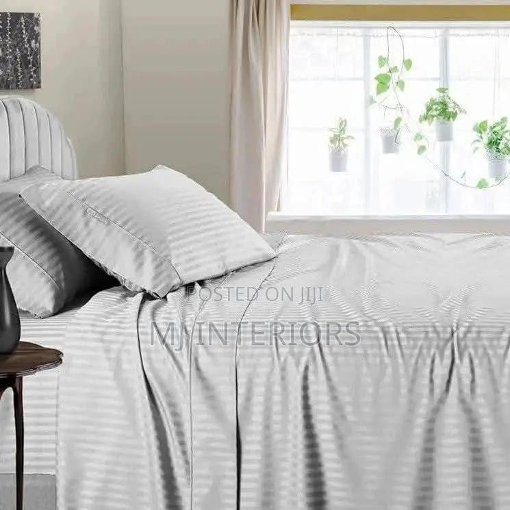Stylish Striped Cpl Bedroom Sets