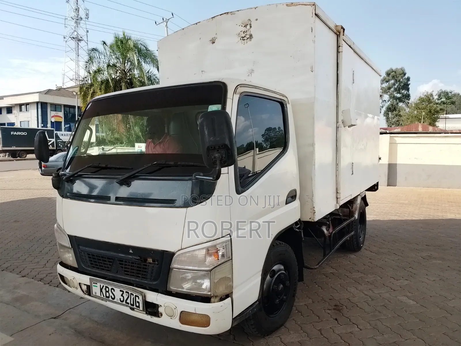 Mitsubishi Canter 2005 White