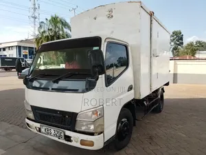Mitsubishi Canter 2005 White