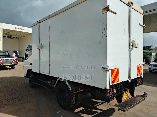 Mitsubishi Canter 2005 White - thumbnail 5