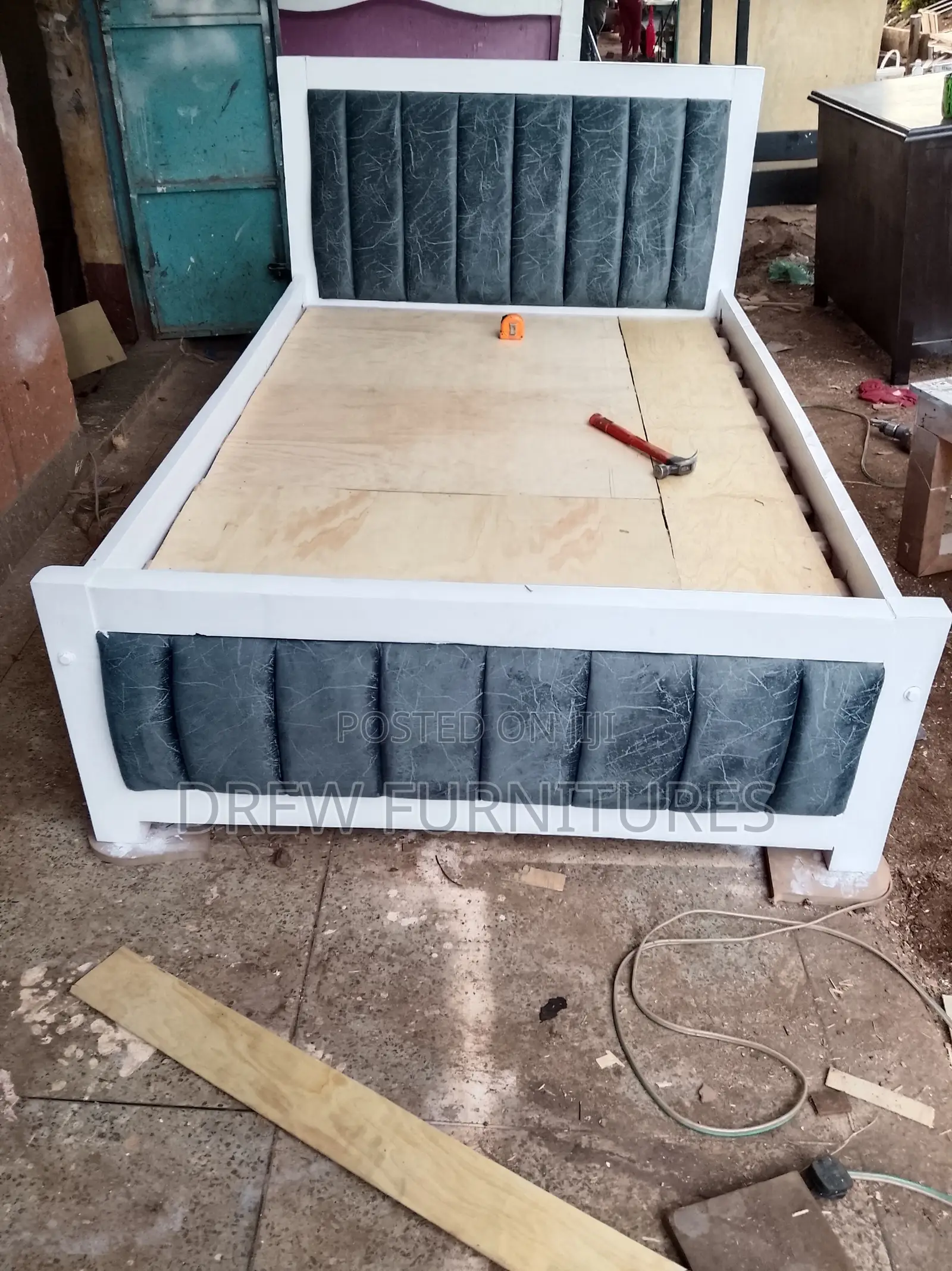 Blue Mocket Bed 4 By6