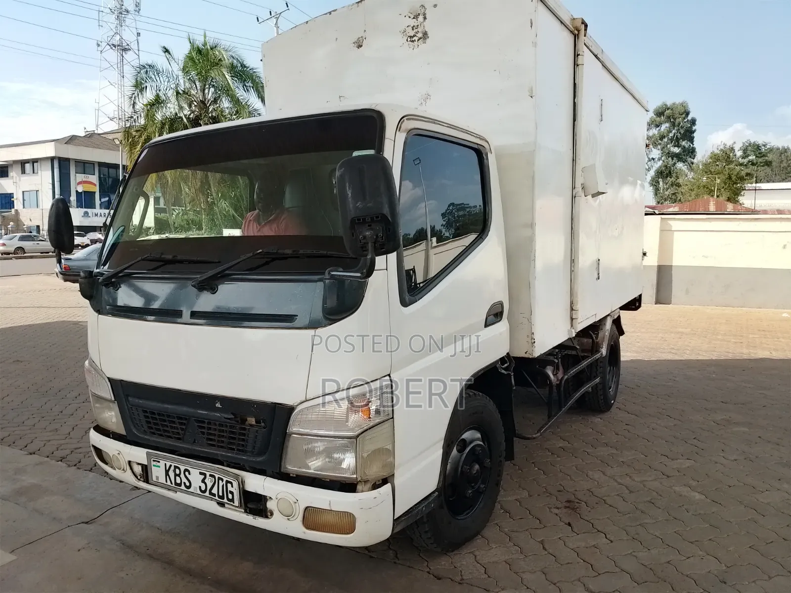 Mitsubishi Canter 2005 White