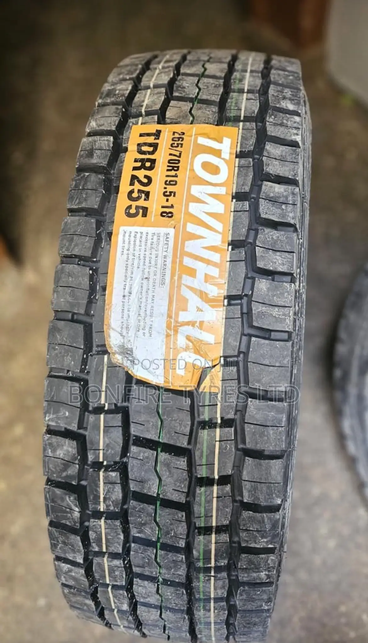265/70r19.5 Town Hall Grip Big