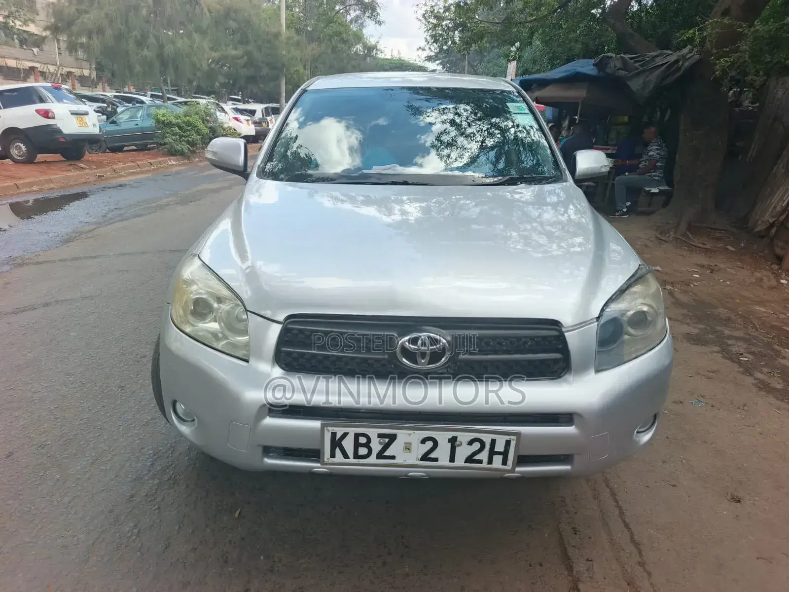 Toyota RAV4 2010 Silver