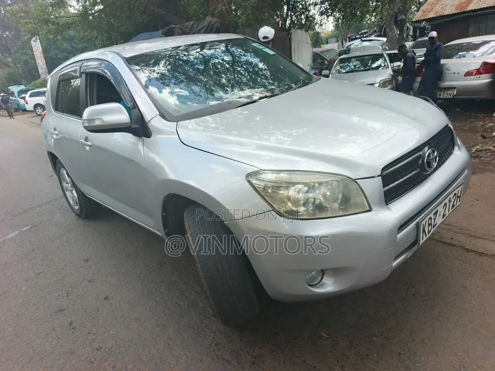 Toyota RAV4 2010 Silver
