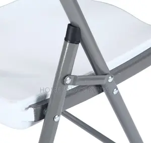 Foldable Chair: Portable Plastic Outdoor Chair