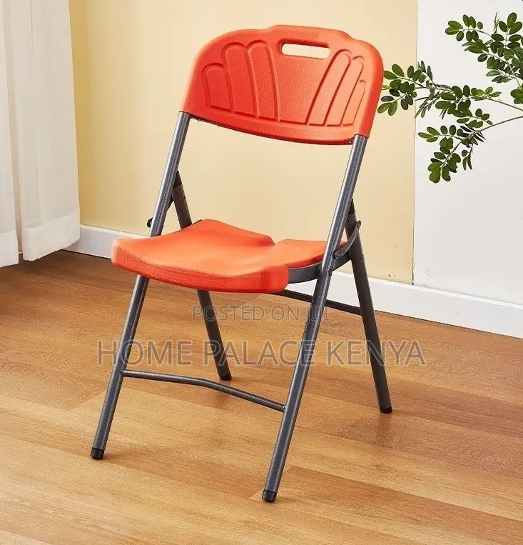 Foldable Chair: Portable Plastic Outdoor Chair