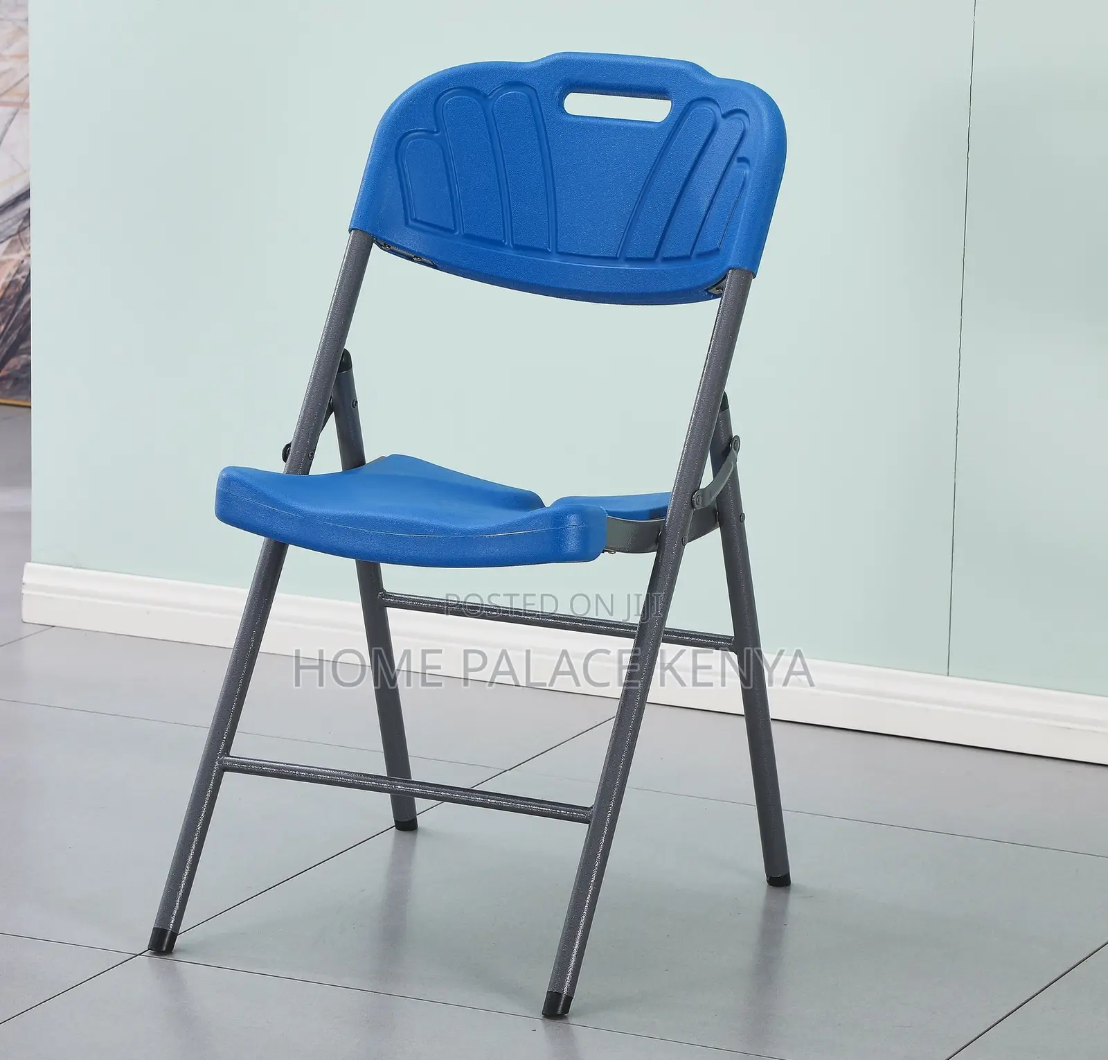 Foldable Chair: Portable Plastic Outdoor Chair