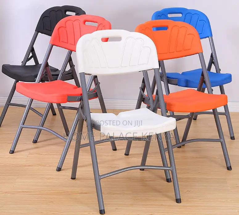Foldable Chair: Portable Plastic Outdoor Chair