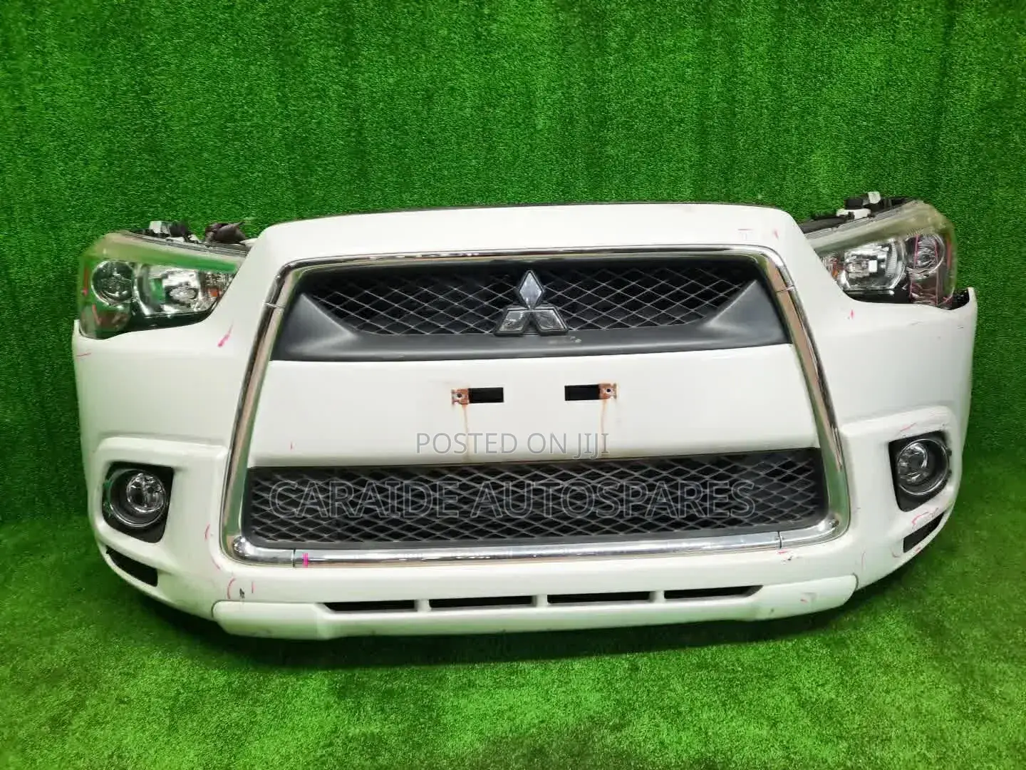Outlander 2010/2011/2012 Nosecut Xenon