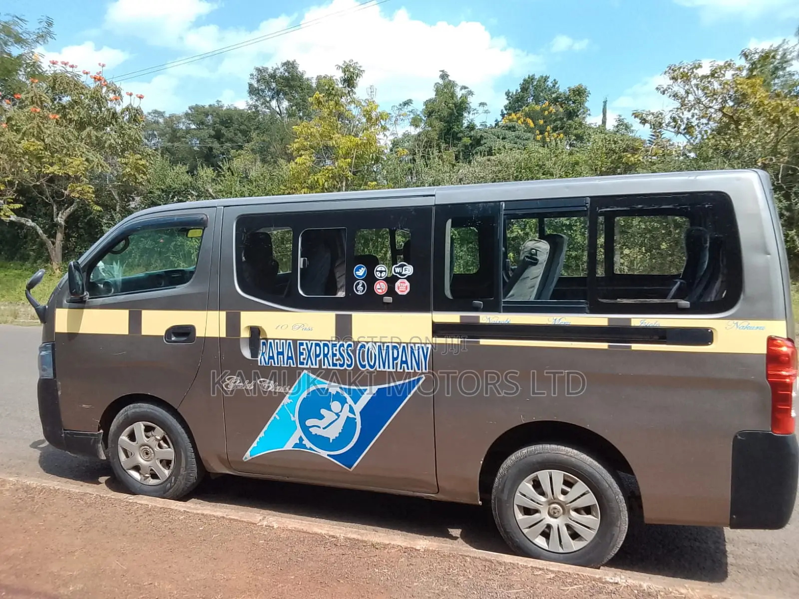 Nissan Caravan (Urvan) 2012 Grey