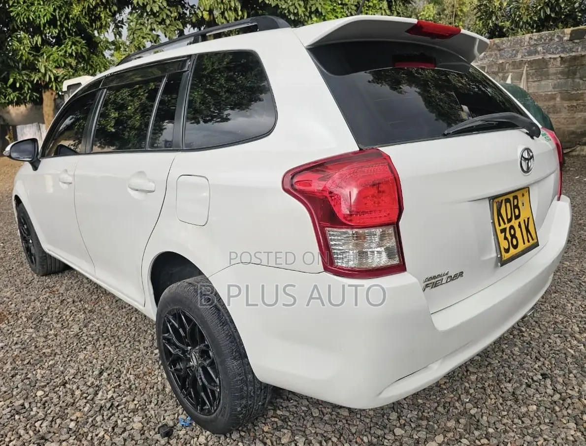 Toyota Corolla Fielder 2014 White