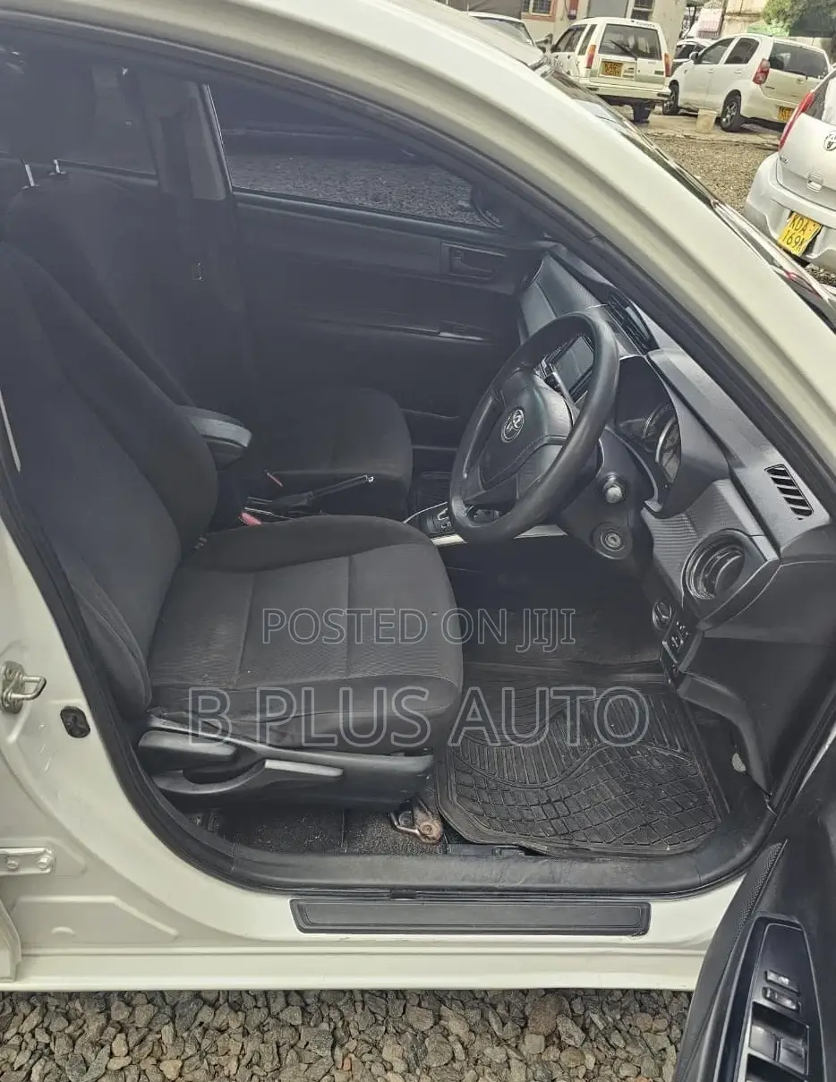 Toyota Corolla Fielder 2014 White