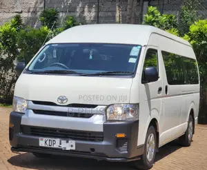 Toyota Grand HiAce 2018 White