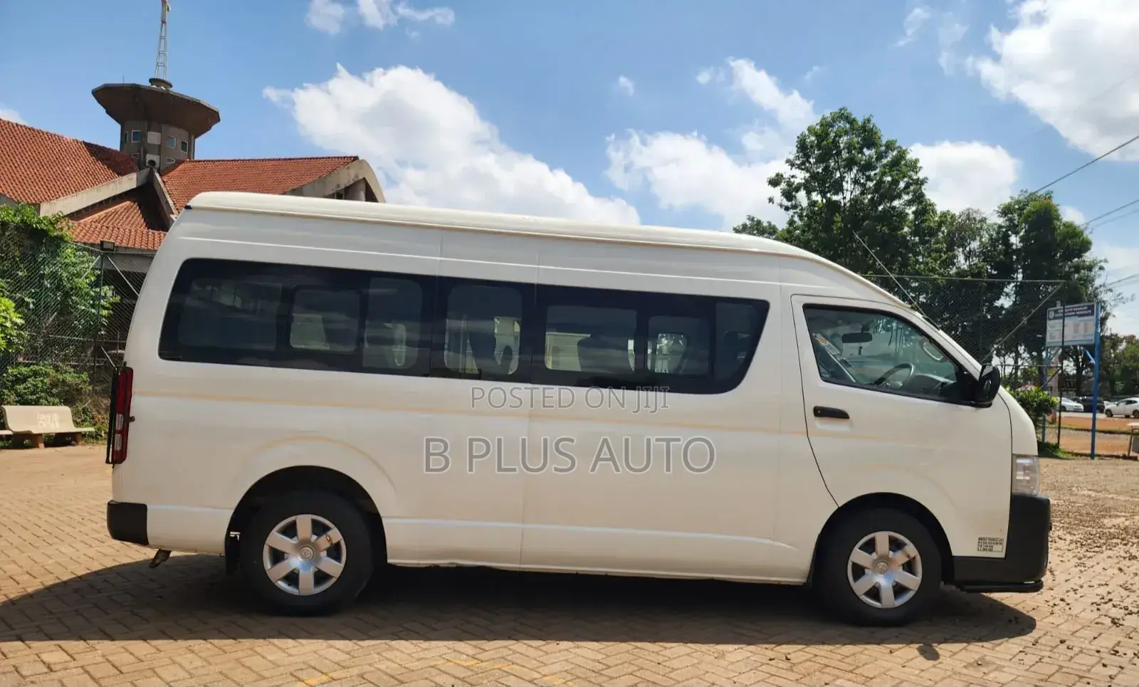 Toyota Grand HiAce 2018 White