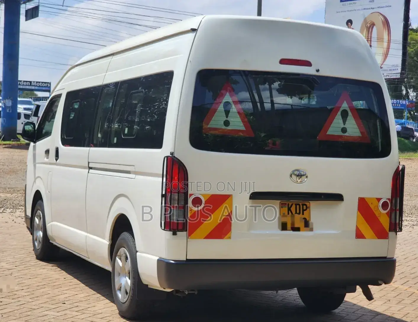 Toyota Grand HiAce 2018 White