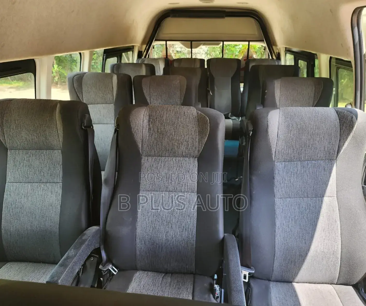 Toyota Grand HiAce 2018 White