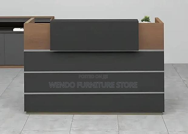 Office Desk : G1 Bisbon 1.6m Reception Counter (Brown Oak/Black)