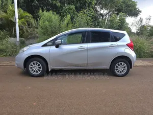 Nissan Note 2015 Silver