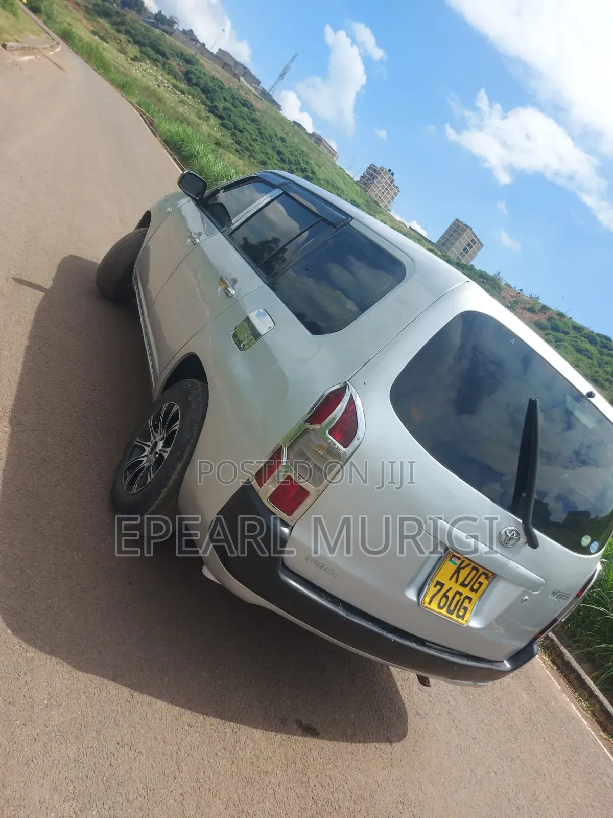 Toyota Succeed SV Premium 2016 Silver