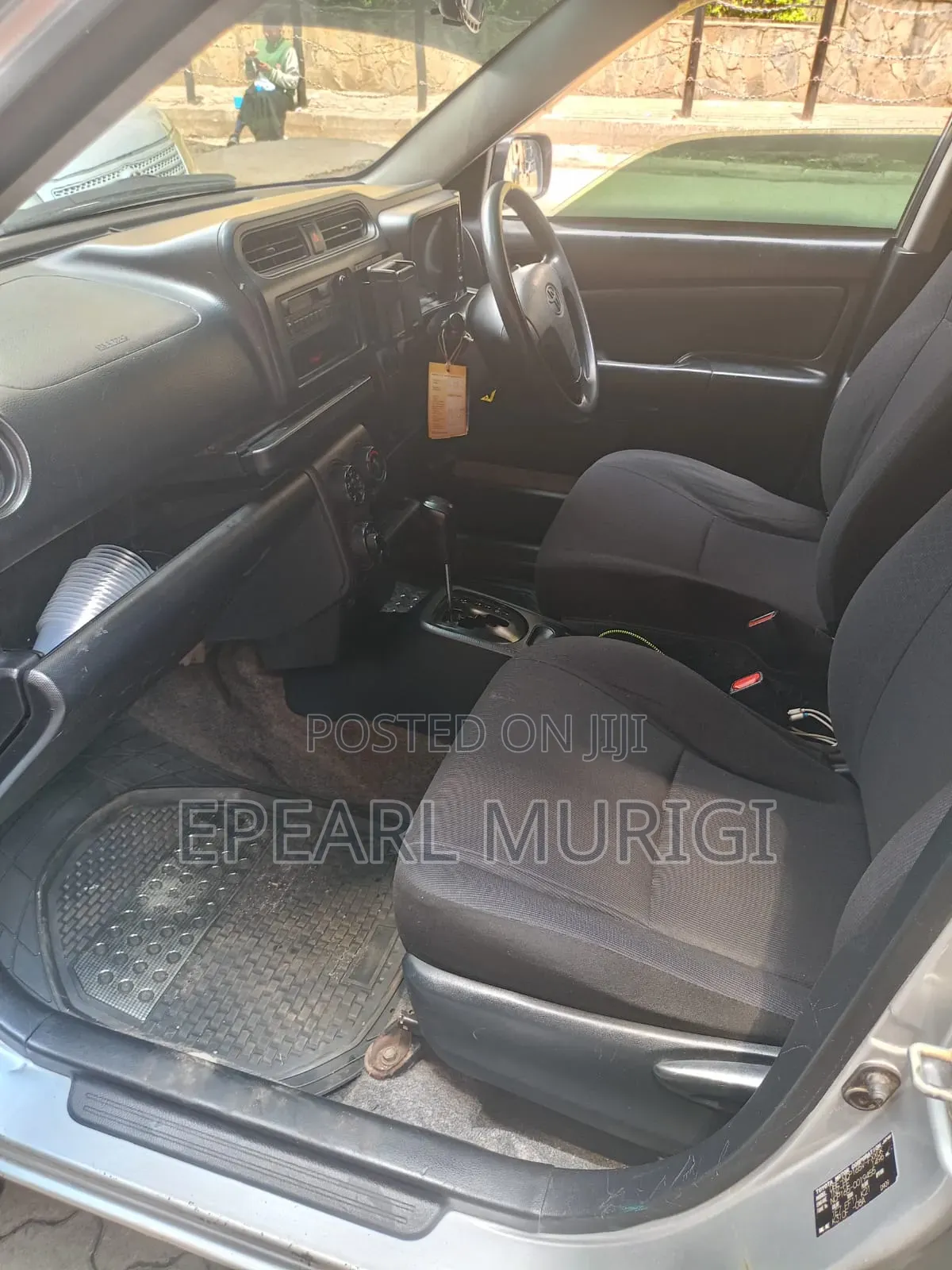Toyota Succeed SV Premium 2016 Silver