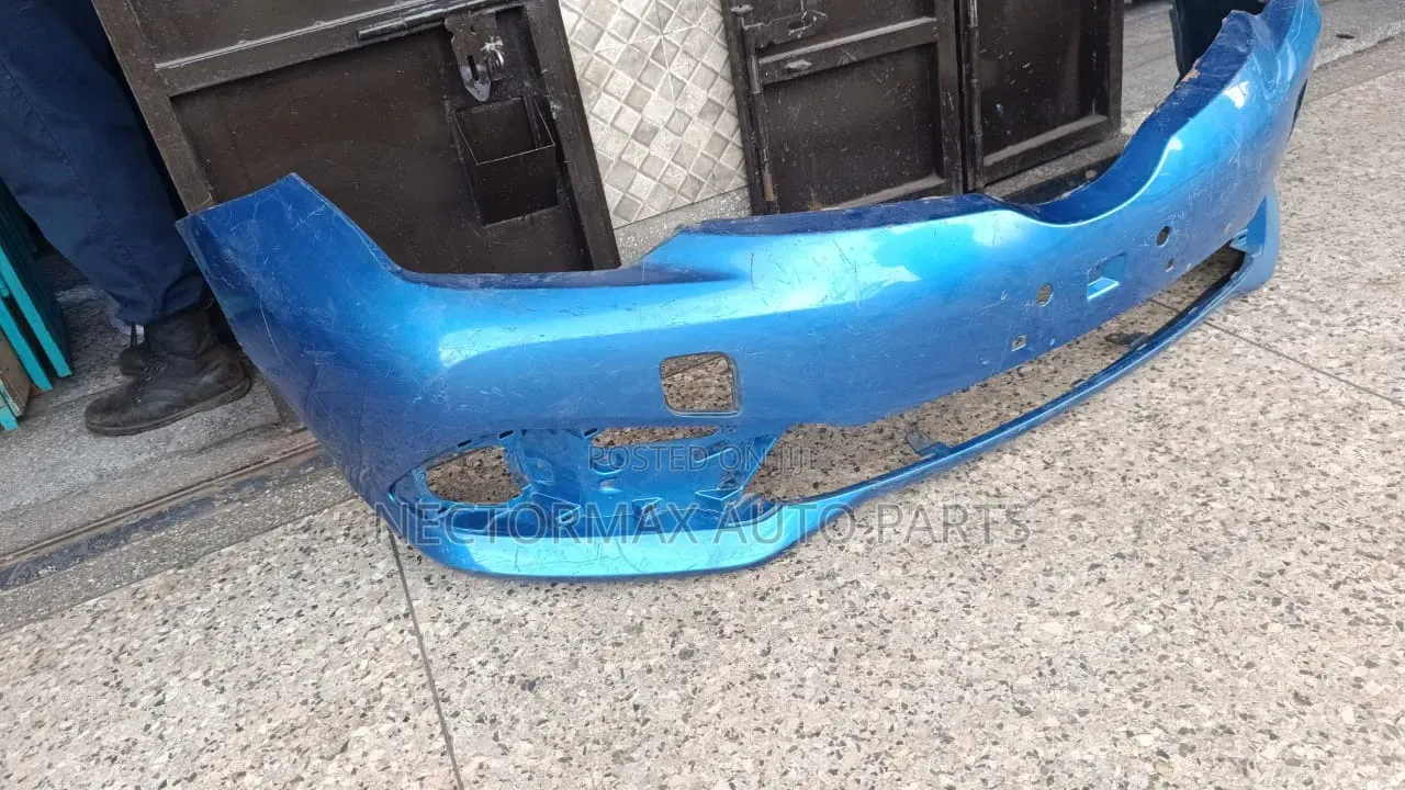 Auris 2017 Bumper