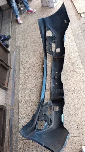 Auris 2017 Bumper