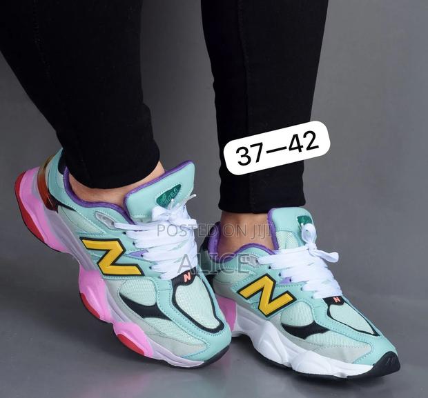 New Balance 9060