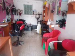 Salon Eqiumpent for Salon