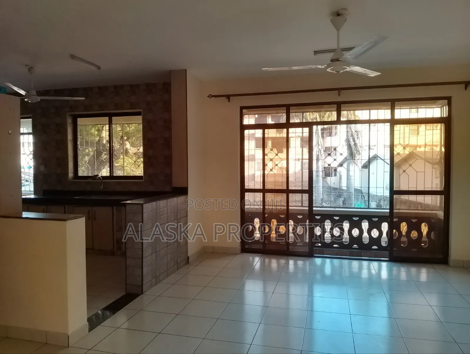 3bdrm Apartment in Nyali Cinemax for rent