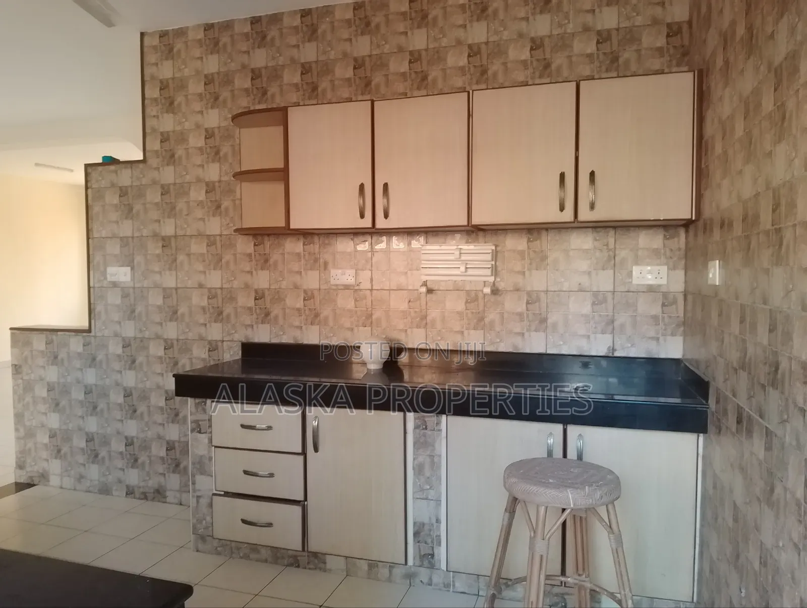 3bdrm Apartment in Nyali Cinemax for rent
