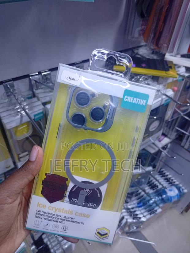iPhone 16pro Max With a 360° Rotatable Magnetic Ring - thumbnail 2