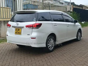 Toyota Wish 2010 White